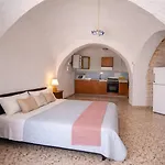 Trulli Azzurri Bed and Breakfast