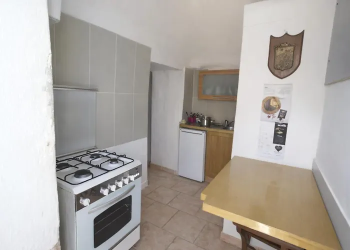 Trulli Azzurri Bed & Breakfast *